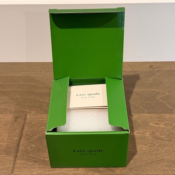 NWT Kate Spade Make It Pop Gold Floral Covered Box - Picture 6 of 8